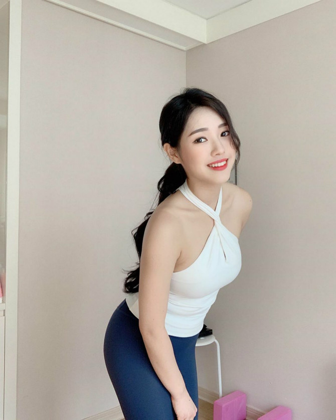 
ㅇㅎ) 요가강사 정현아

