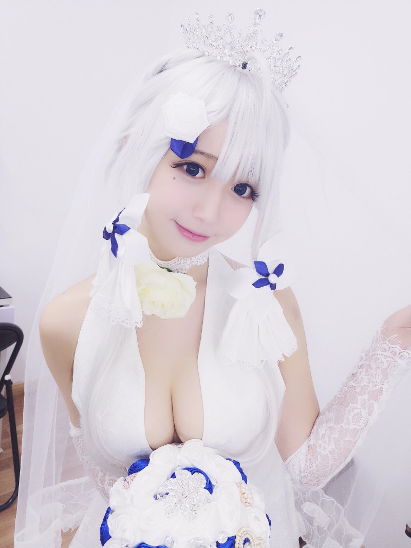 
코스프레녀

