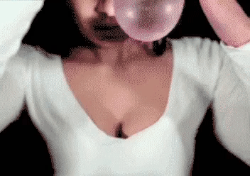 ㅎㅂ))) 물풍선의 엄청난 위력.gif