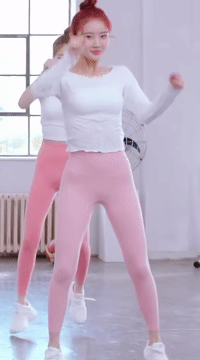 
레깅스 아담한몸매
