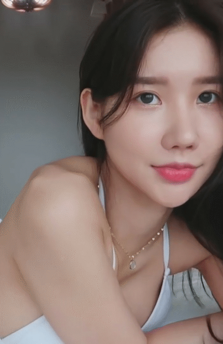 풀빌라에서....