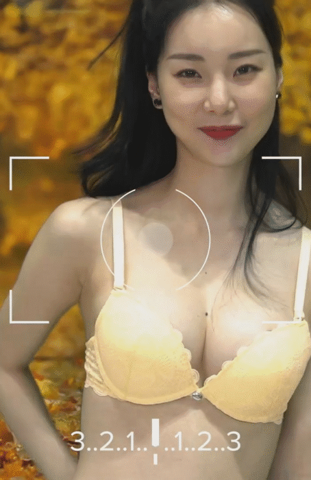 
모델 채은
