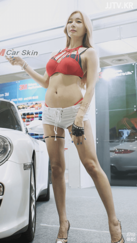 
레이싱 모델 한지은
