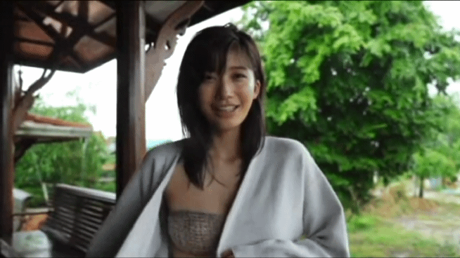 
오구라 유카 2 . Gif
