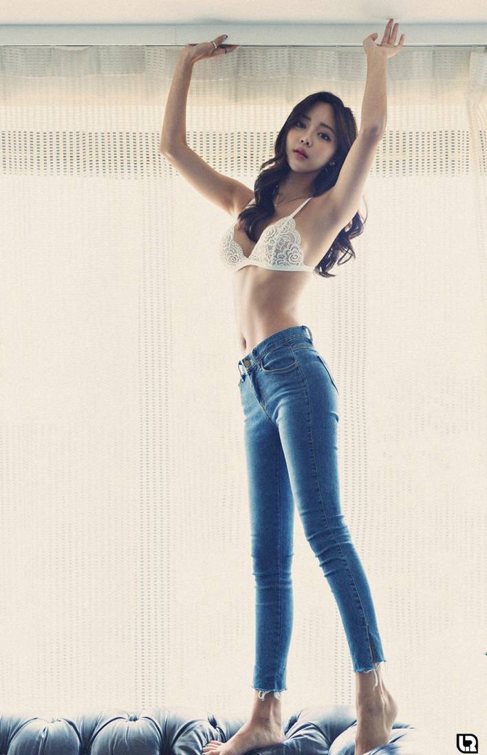
Kim Bo Ram - Lingerie Set
