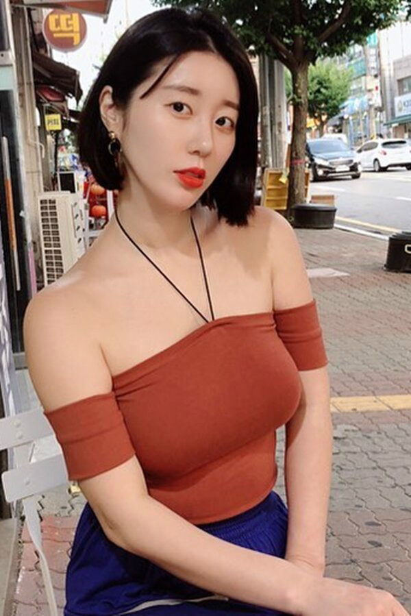 
ㅇㅎ) 모양이 진짜 이쁘다는 나비
