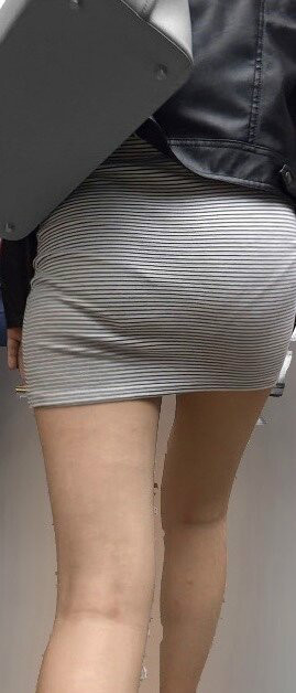 
(후방)뒷태
