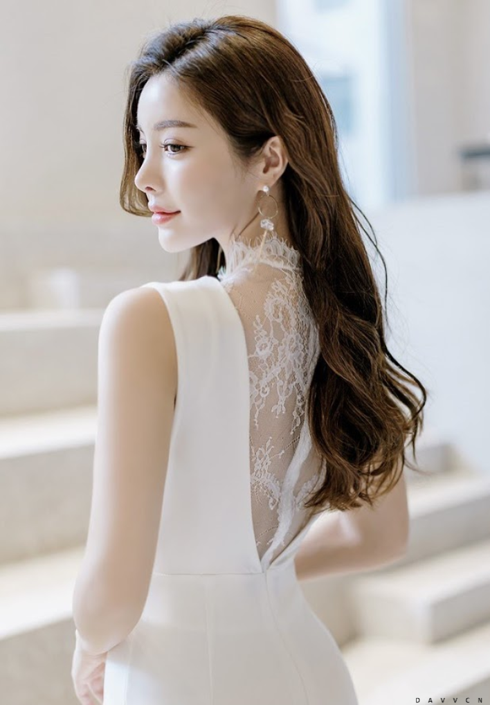 
Jin Hee
