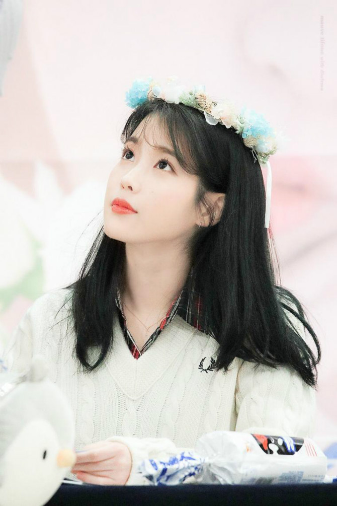 
CNP 아이유.gif
