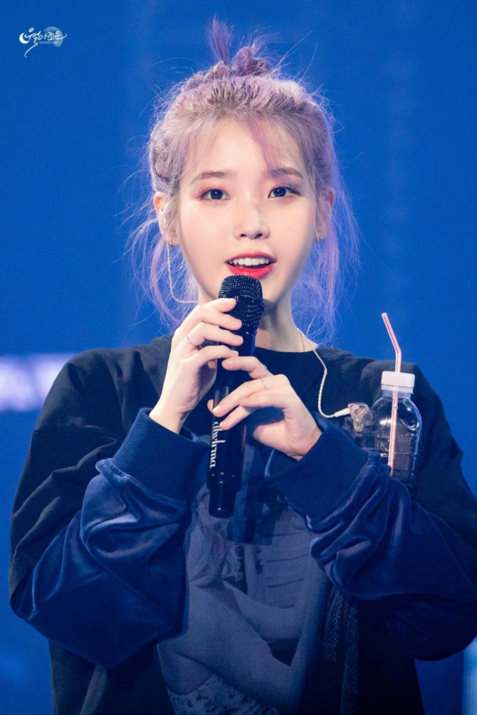 
CNP 아이유.gif
