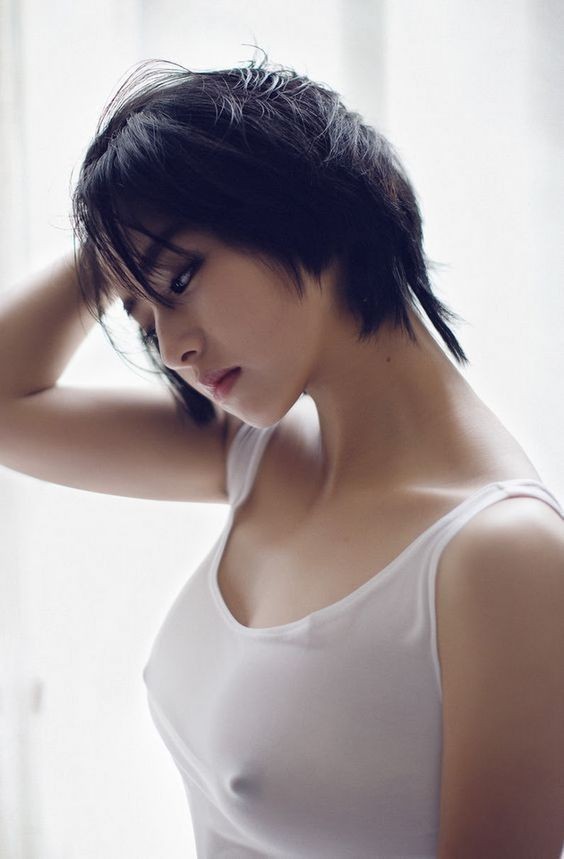 
흰티
