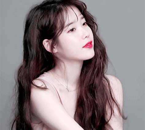 
아이유
