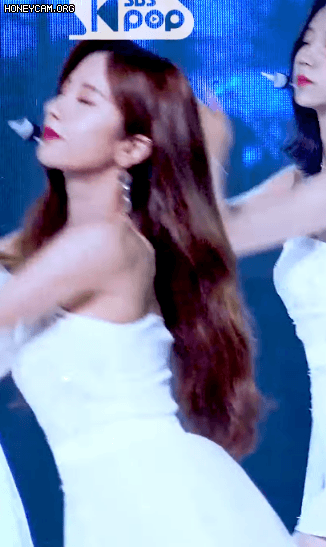 
시원시원한 여름 걸그룹 우주소녀.jpgif
