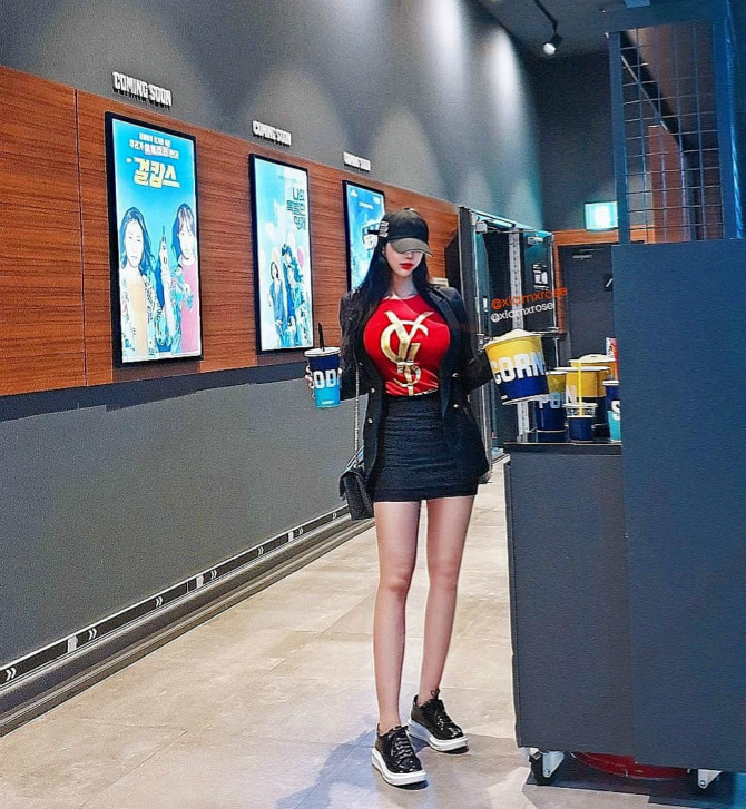 
흔한 인스타 몸매녀
