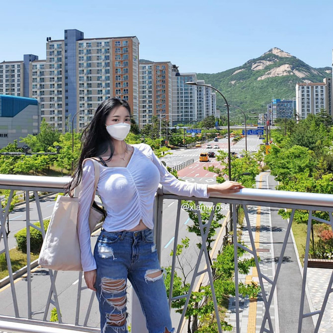 
흔한 인스타 몸매녀
