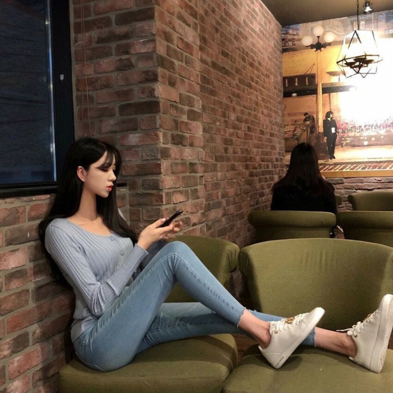 
저세상 몸매 인스타녀
