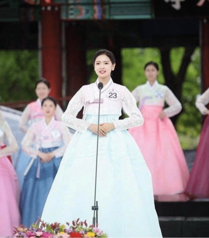 
2019년 미스 춘향 진 황보름별.jpgif
