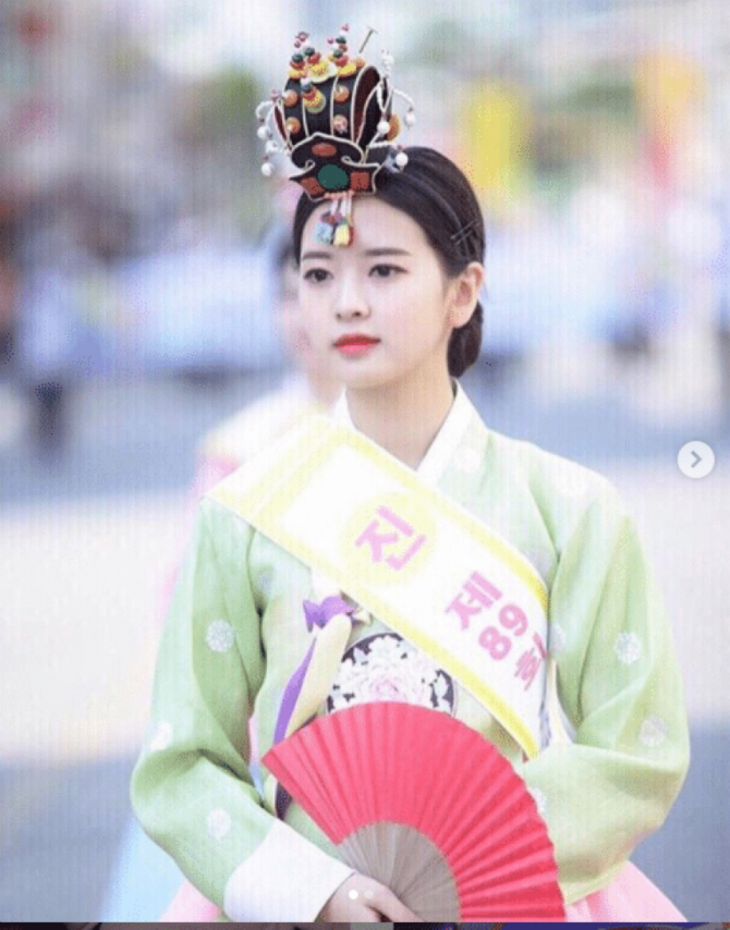 
2019년 미스 춘향 진 황보름별.jpgif
