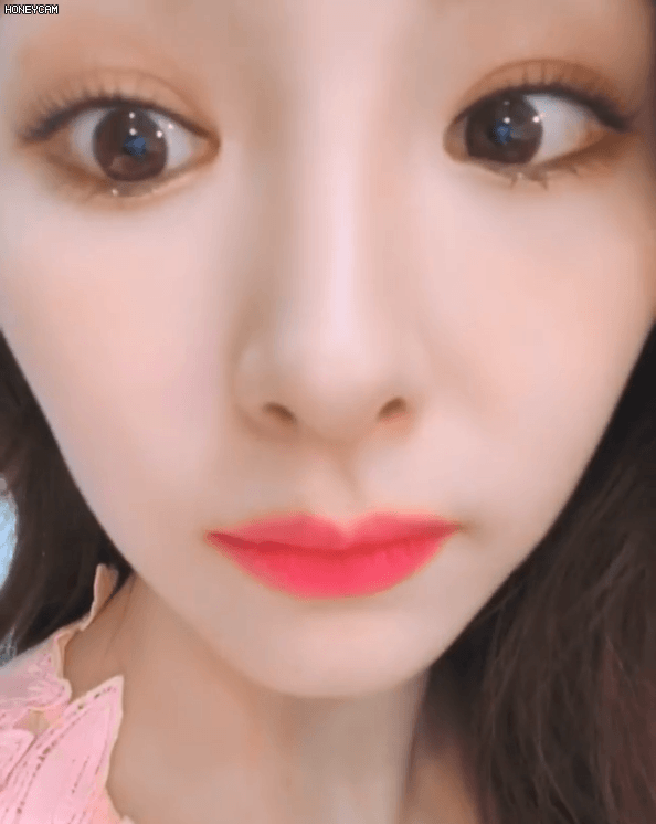 
신세경 근접샷
