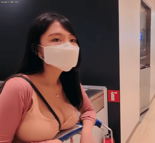 
그냥 장보는 처자
