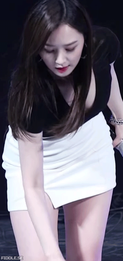 
매력적인 우희.gif
