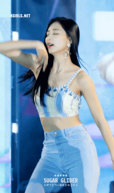 
쯔위
