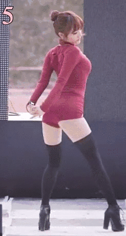 
걸그룹 허리 돌림.gif
