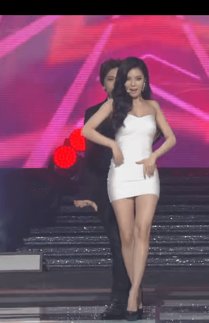 
23살 현아.jpgif
