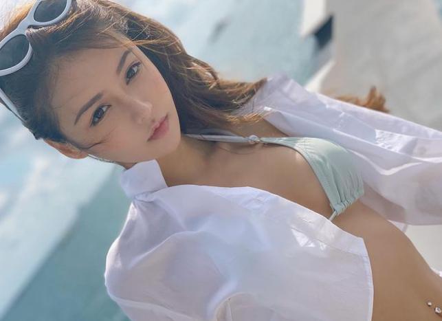 
중국누나 이뻐영~
