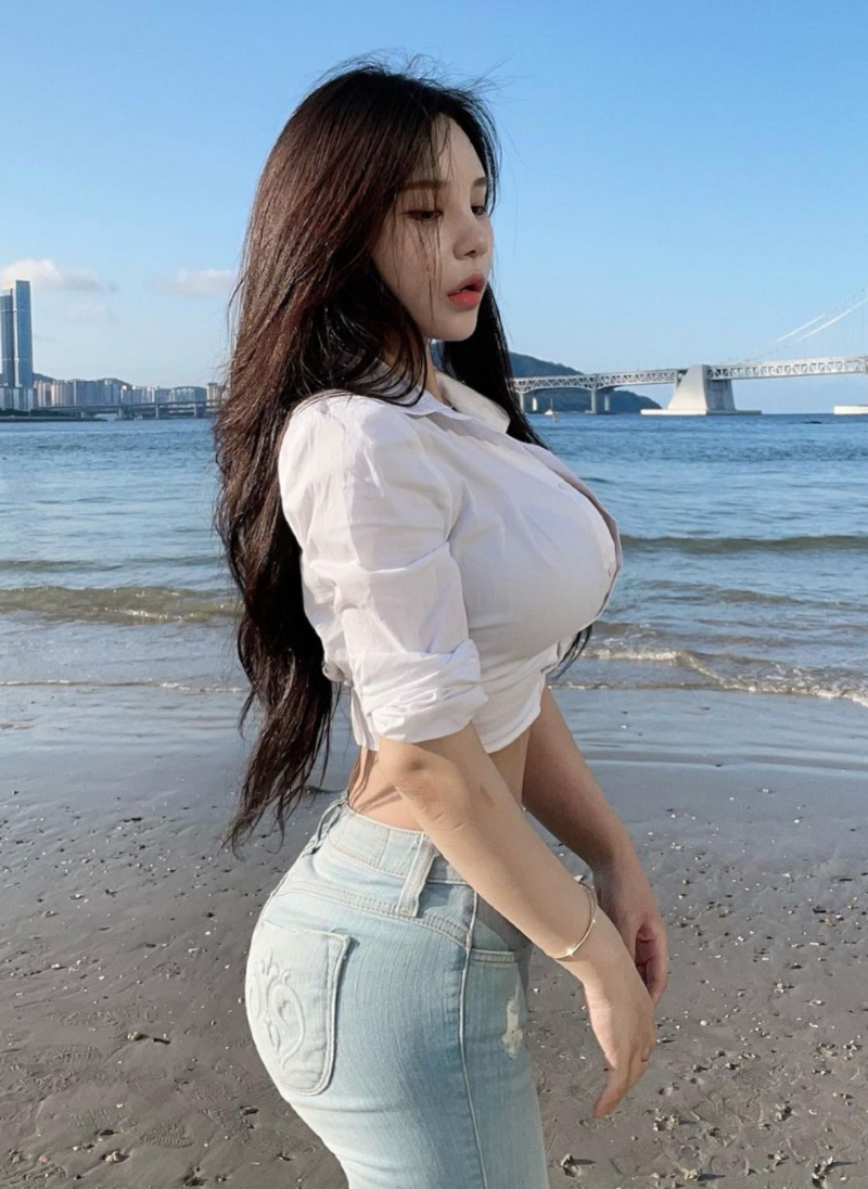 
귀엽고 섹시한 모델 쭈리
