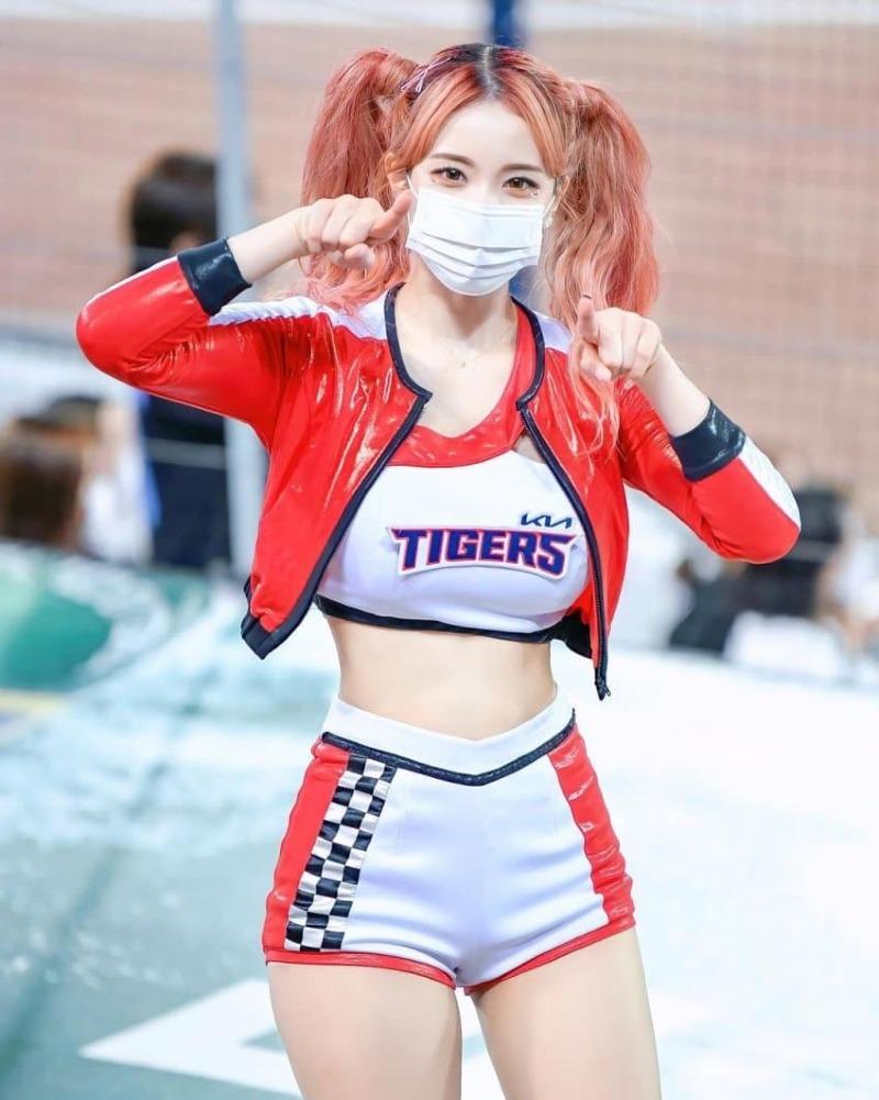 
치어리더
