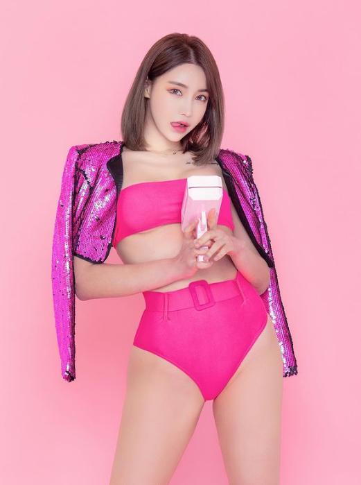 
요즘 끌리는 누나 모델 한수연
