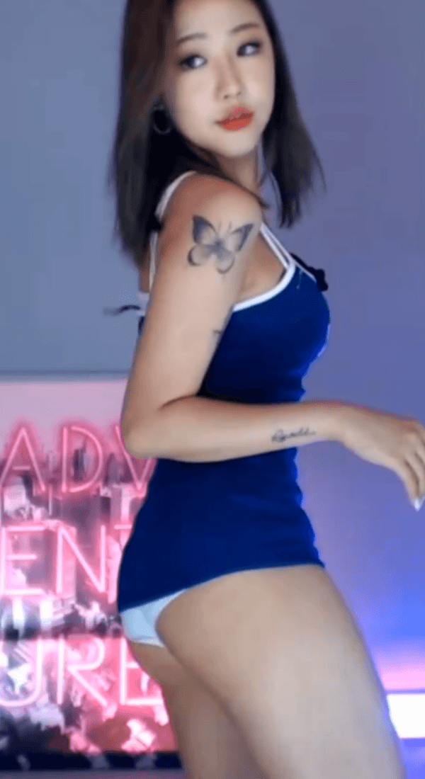 
나비 누나
