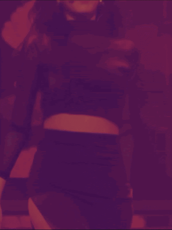 치마 올리는 러블리즈 예인.gif
