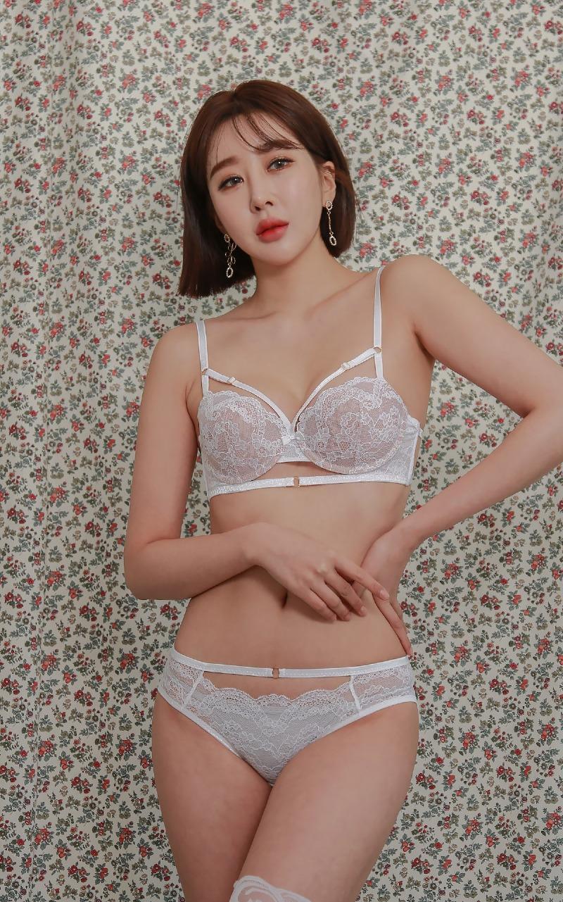 
화요일 점심
