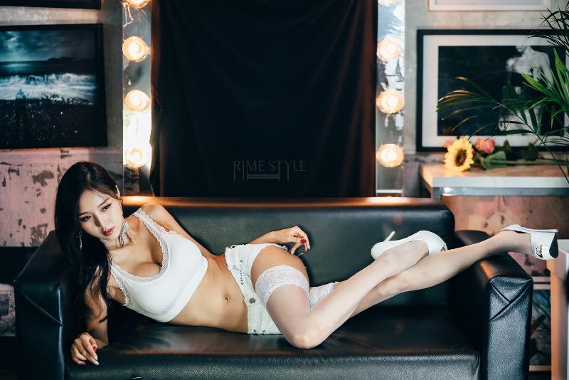 
0017 (ㅇㅎ)(직찍) 오토살롱 인기모델 김가온 by리메

