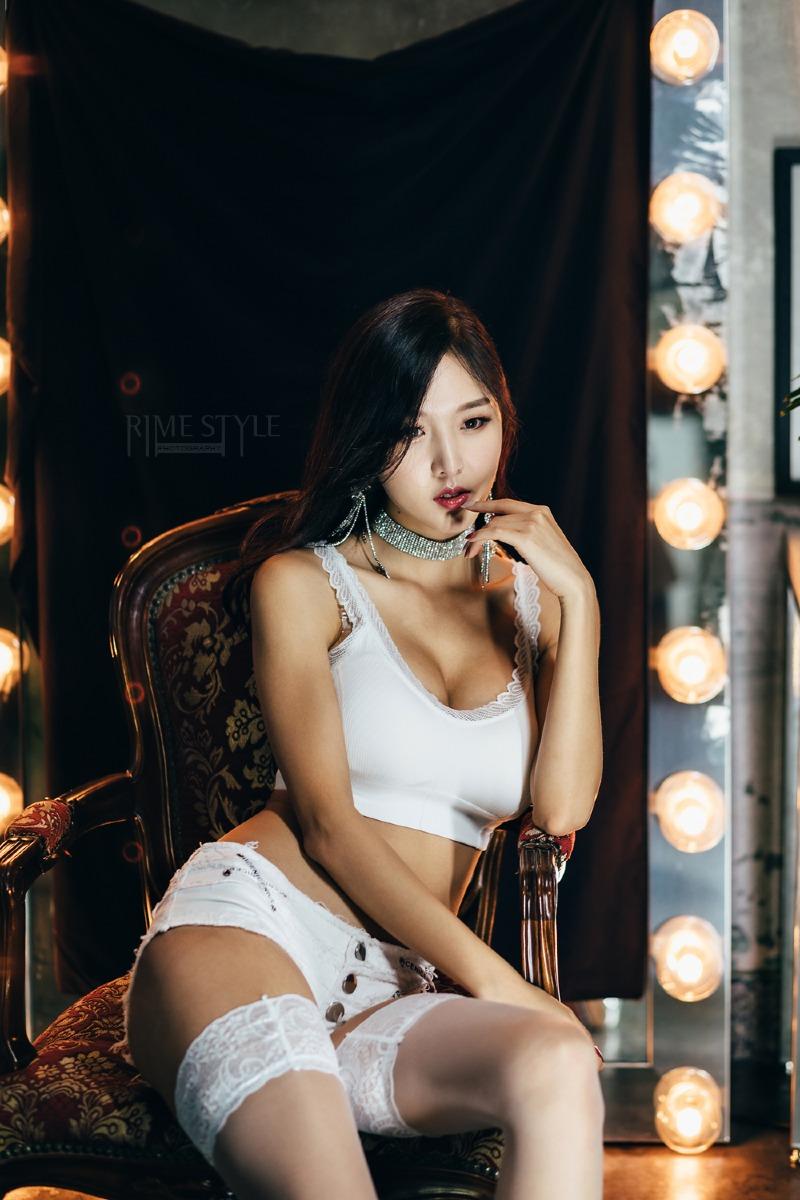 
0017 (ㅇㅎ)(직찍) 오토살롱 인기모델 김가온 by리메
