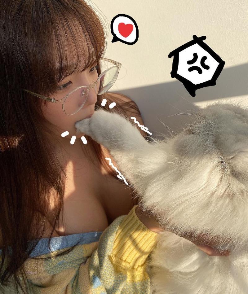 
영창을 처음 갔다왔습니다. 복귀 신고 합니다
