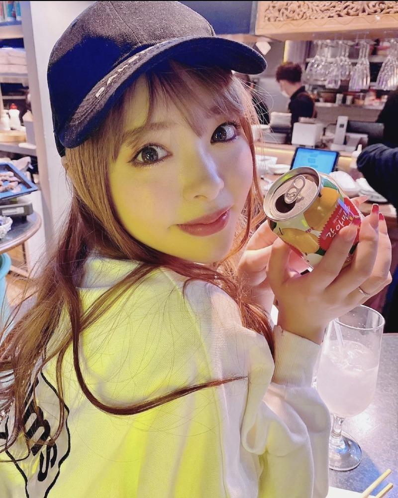 보배에서 인사하던 레이싱걸 근황