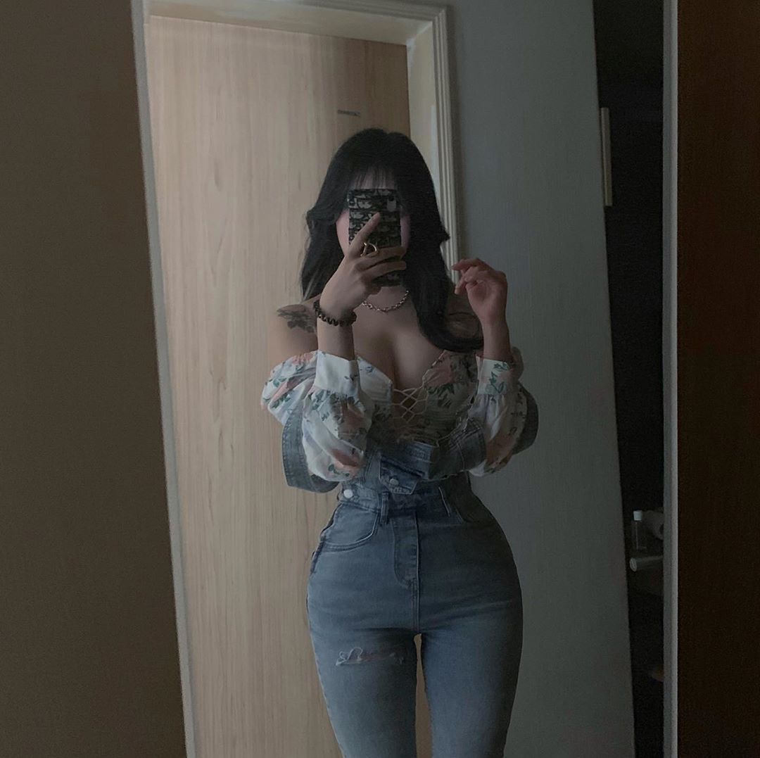 
흐미 .... 몸매들 보소..
