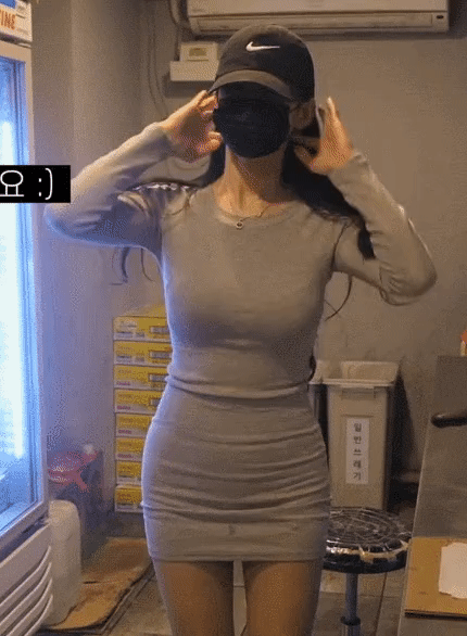 PC방에서 알바하는 처자