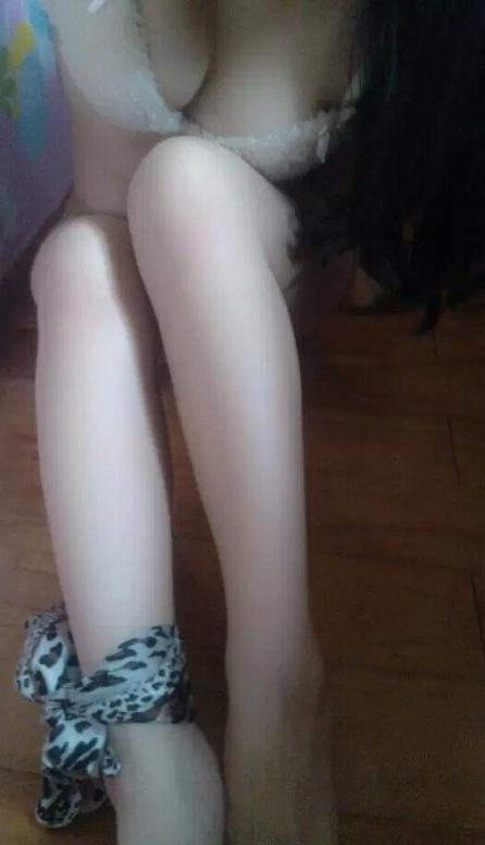 
(후방) 자기전에 이것저것 ♡
