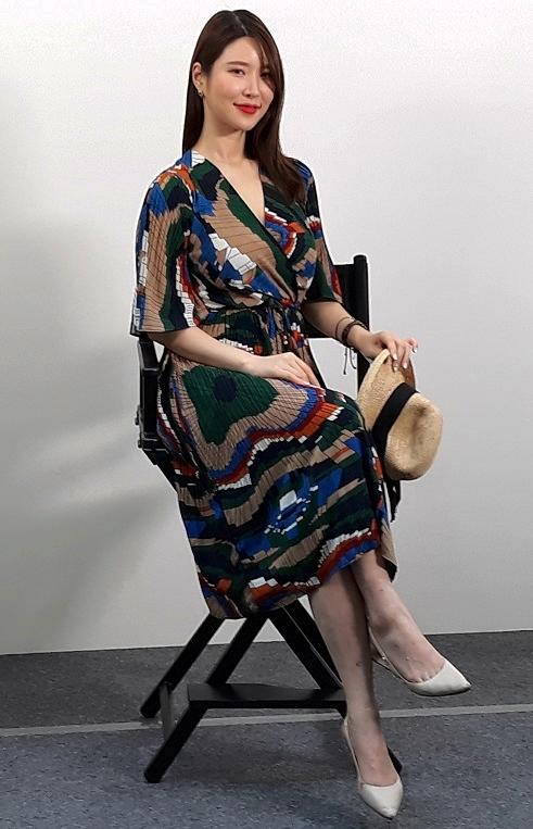 model = 이아림 양