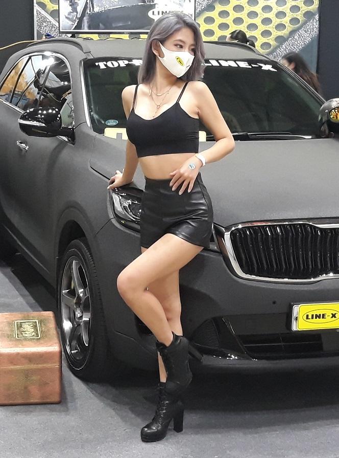 
레이싱 모델 = 이승경 양
