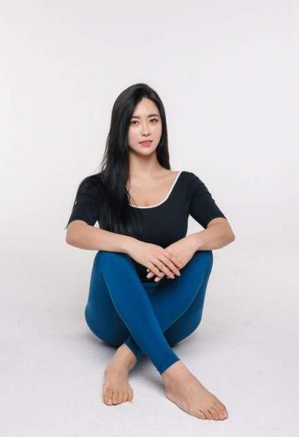
뒤치기여제
