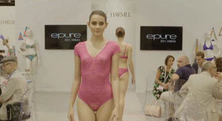 
패션쇼.gif
