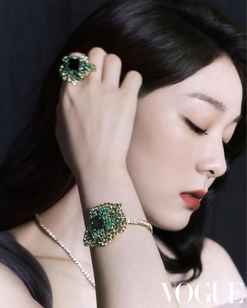 
김연아 보그 화보.jpg
