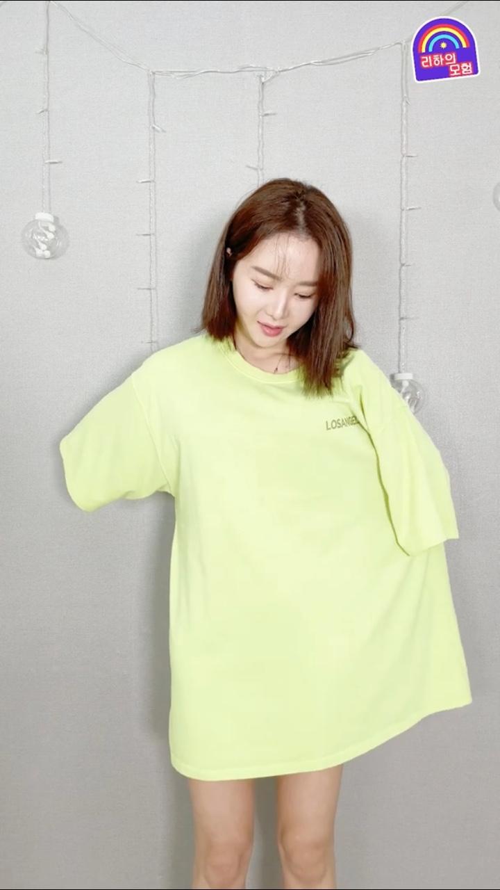 
티셔츠 입고 속옷 갈아입는 요령

