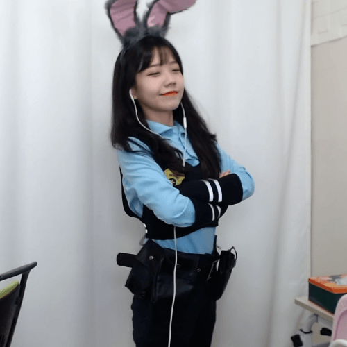 
호불호 갈리는 누나
