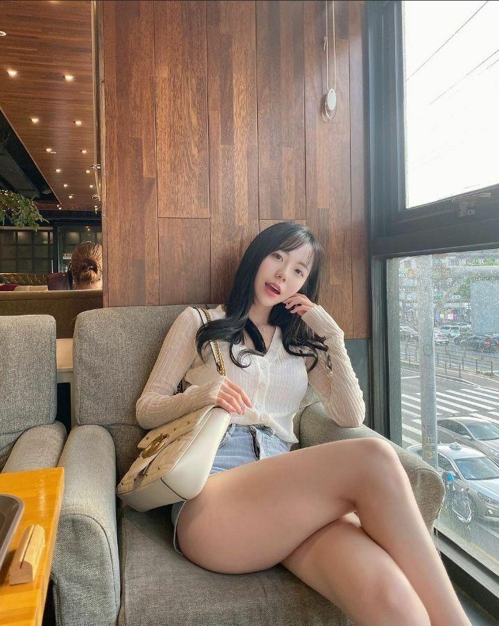 
허벅지녀 쏘블리+_+;;
